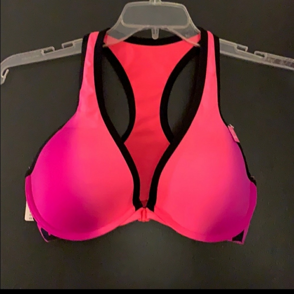 NWT sports bra